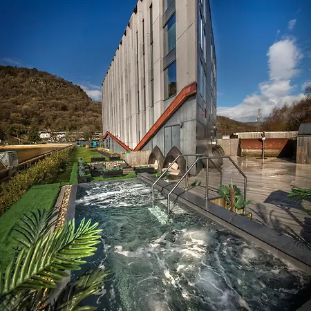Ixora Hotel & Spa Snowdonia-3